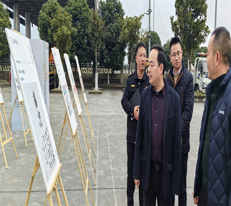 李骁调研指导高速运管公司党建工作2.jpg